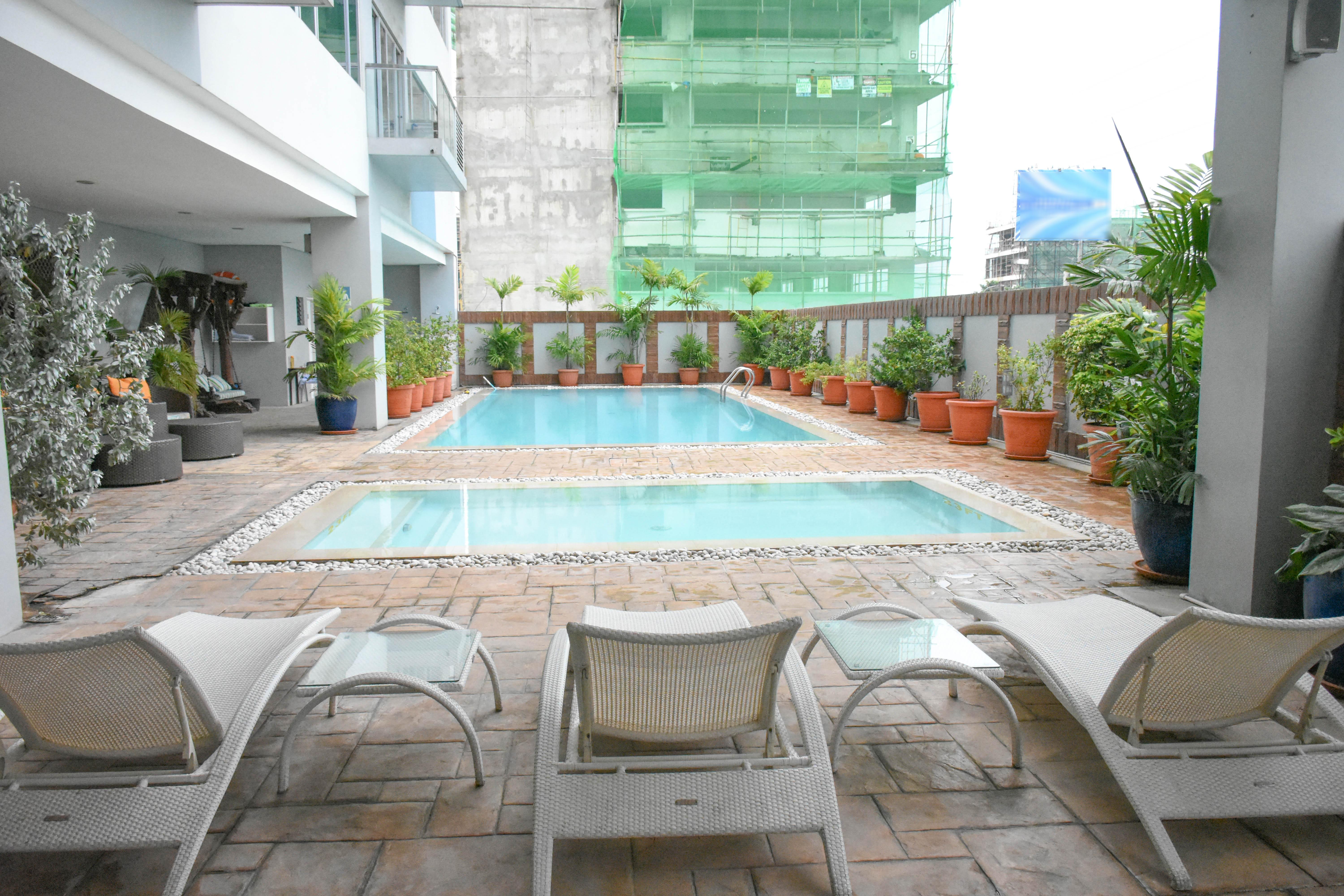 Alicia Apartelle Aparthotel Cebu Exterior foto